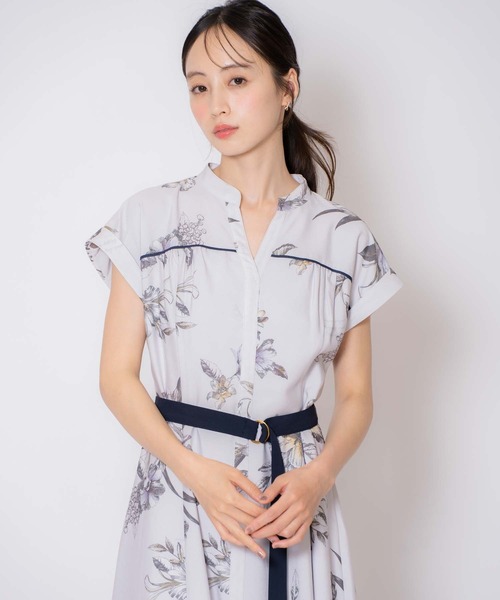 NOELA（ノエラ）の「【15周年】スカーフ柄シャツワンピース（ワンピース・レディース・モカ/ベージュ/サックスブルー・M/S）」の20枚目の写真
