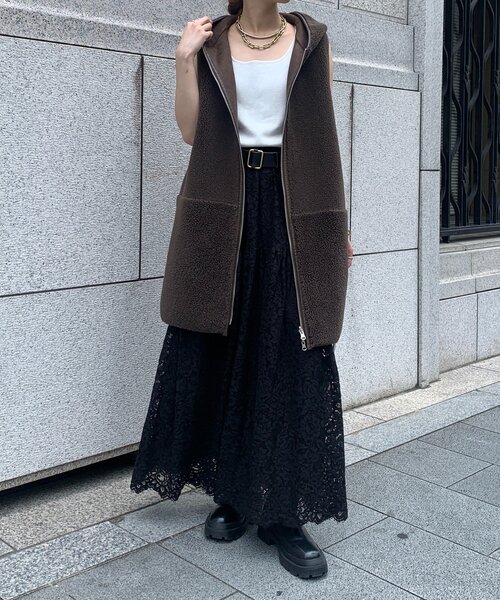 DouDou(ドゥドゥ)の「ボア切替フーディージレ(ベスト・レディース・ブラウン/ベージュ・FREE)」の5枚目の写真