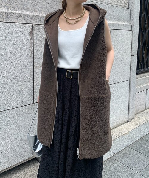 DouDou(ドゥドゥ)の「ボア切替フーディージレ(ベスト・レディース・ブラウン/ベージュ・FREE)」の7枚目の写真