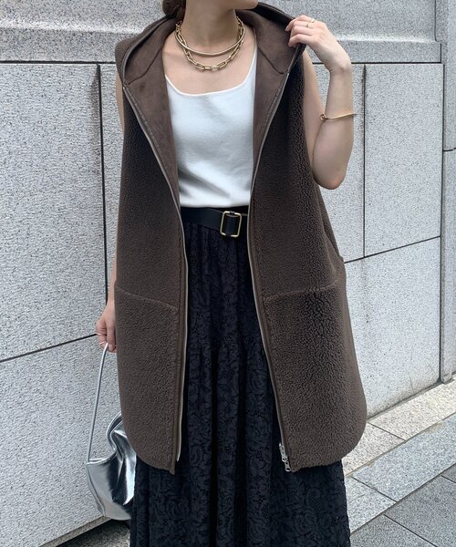 DouDou(ドゥドゥ)の「ボア切替フーディージレ(ベスト・レディース・ブラウン/ベージュ・FREE)」の8枚目の写真