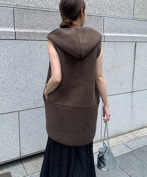 DouDou(ドゥドゥ)の「ボア切替フーディージレ(ベスト・レディース・ブラウン/ベージュ・FREE)」の14枚目の写真