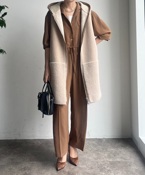 DouDou(ドゥドゥ)の「ボア切替フーディージレ(ベスト・レディース・ブラウン/ベージュ・FREE)」の18枚目の写真