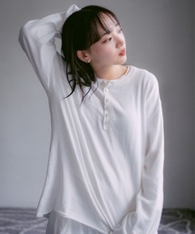 INTER FACTORY（インターファクトリー）の「2/9号室（かおこ&ひろと） - Cotton Henry Neck High-Gauge Knit / コットンハイゲージヘンリーネックニット（ニット/セーター）」