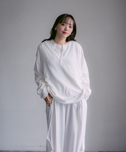 INTER FACTORY（インターファクトリー）の「2/9号室（かおこ&ひろと） - Cotton Henry Neck High-Gauge Knit / コットンハイゲージヘンリーネックニット（ニット/セーター・メンズ・ライトブルー/パープル/ホワイト・MEDIUM/LARGE）」の12枚目の写真