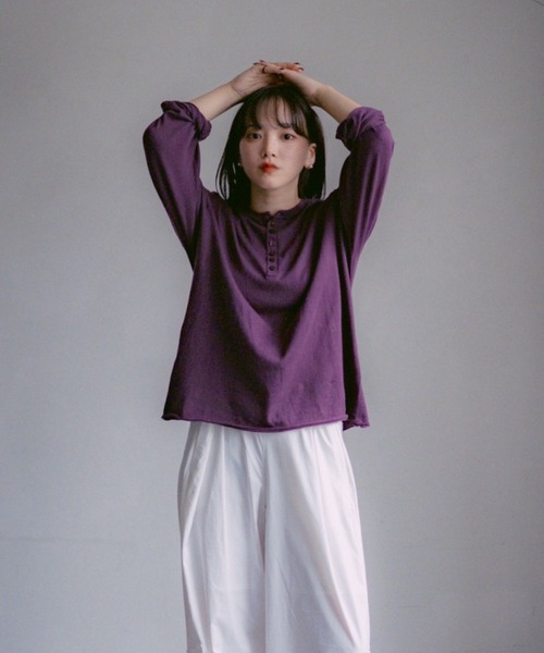 INTER FACTORY（インターファクトリー）の「2/9号室（かおこ&ひろと） - Cotton Henry Neck High-Gauge Knit / コットンハイゲージヘンリーネックニット（ニット/セーター・メンズ・ライトブルー/パープル/ホワイト・MEDIUM/LARGE）」の19枚目の写真