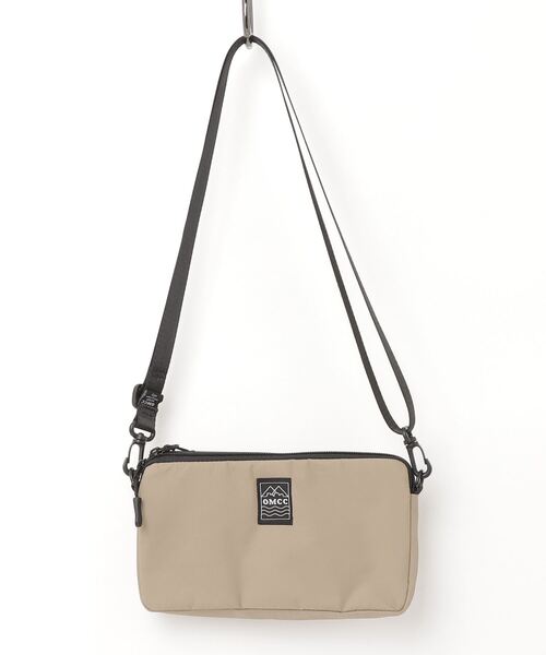 OMCC(オーエムシーシー)の「Minimal Sling - ミニマルスリング(ボディバッグ/ウエストポーチ・レディース・ターコイズブルー/マスタード/グレー系その他/パープル系/アイボリー系/ブラック・ONE SIZE)」の3枚目の写真