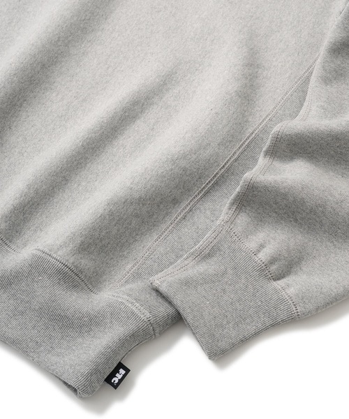 FTC（エフティーシー）の「SMALL BOX LOGO CREW NECK（スウェット・メンズ・グレー/ブラック/その他/ネイビー/ベージュ系その他・SMALL/MEDIUM/LARGE/X-LARGE）」の9枚目の写真