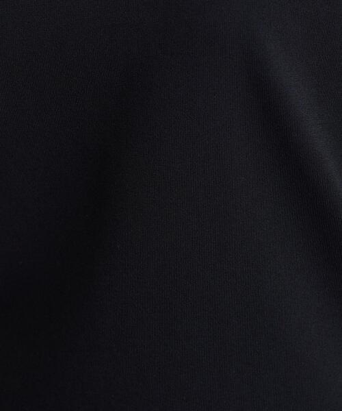 INDIVI（インディヴィ）の「【洗える】Vネックコンパクトニット（ニット/セーター・レディース・オフホワイト/サックスブルー/ブラック・05/34/38/13/15 ）」の8枚目の写真