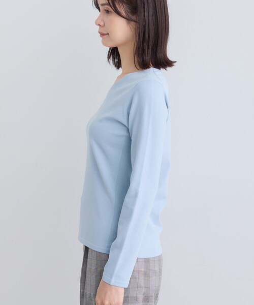 INDIVI（インディヴィ）の「【洗える】Vネックコンパクトニット（ニット/セーター・レディース・オフホワイト/サックスブルー/ブラック・05/34/38/13/15 ）」の14枚目の写真