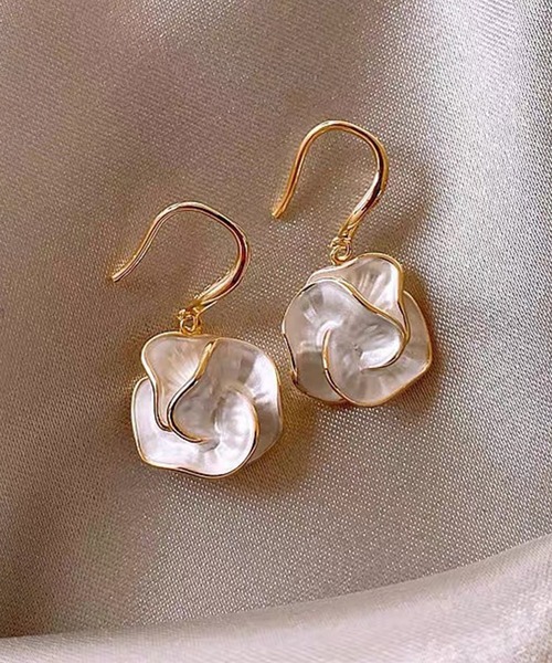 Lace Ladies(レースレディース)の「メタリック モチーフ コンビネーション ピアス(ピアス(両耳用)・レディース・B/C/D/A・FREE)」の21枚目の写真