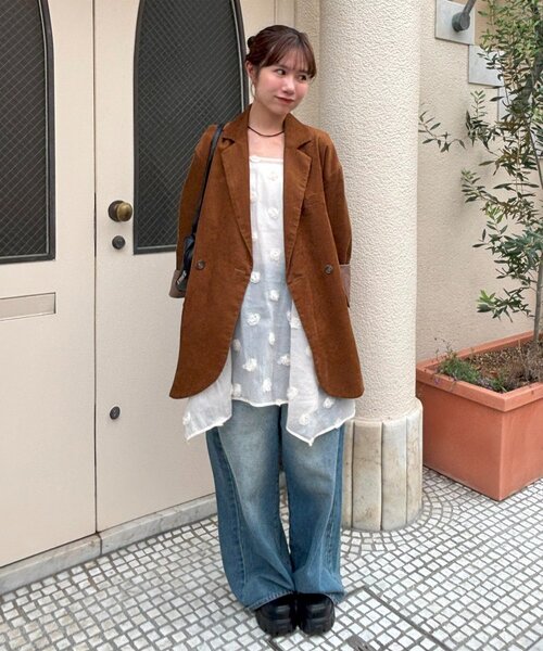 DISCOAT（ディスコート）の「【umm./WEB限定】立体フラワーキャミチュニック（シャツ/ブラウス・レディース・ブラック/アイボリー・FREE）」の8枚目の写真