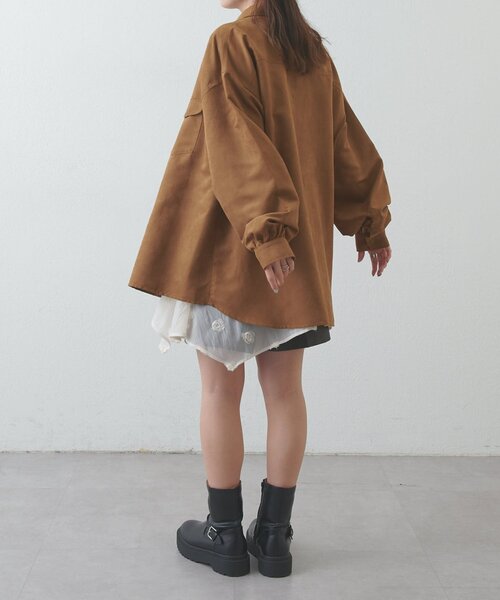 DISCOAT（ディスコート）の「【umm./WEB限定】立体フラワーキャミチュニック（シャツ/ブラウス・レディース・ブラック/アイボリー・FREE）」の15枚目の写真