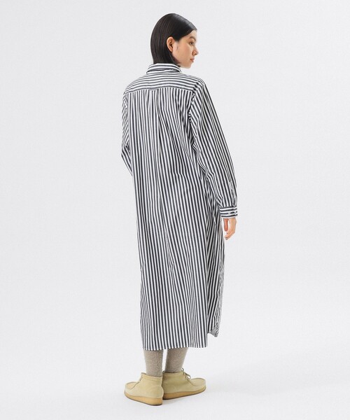 BEAMS BOY（ビームスボーイ）の「ストライプ BD ワンピース ロングスリーブ（ワンピース・レディース・ネイビー/ブラック・ONE SIZE）」の9枚目の写真