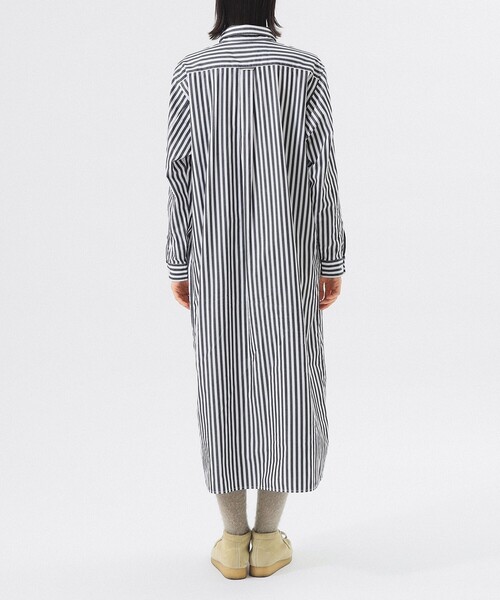 BEAMS BOY（ビームスボーイ）の「ストライプ BD ワンピース ロングスリーブ（ワンピース・レディース・ネイビー/ブラック・ONE SIZE）」の12枚目の写真
