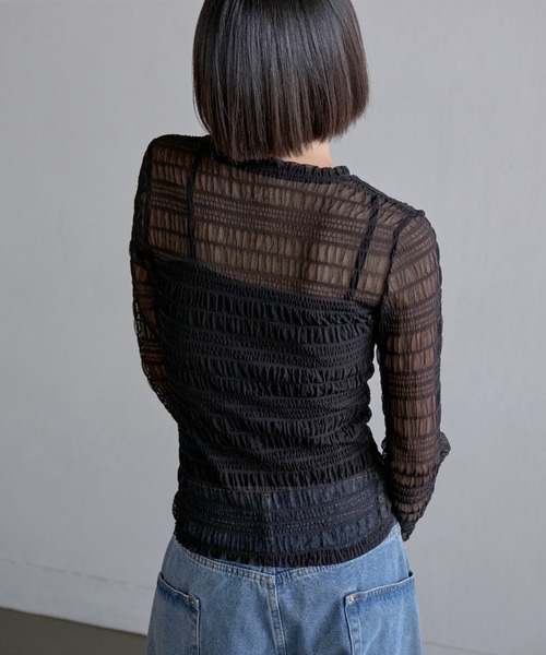 UNE MANSION(ユヌマンション)の「【レイヤード用おすすめ】ユニークボーダースモークシースルーカットソー(Tシャツ/カットソー・レディース・ベージュ/ホワイト/ブラウン/ブラック・FREE)」の13枚目の写真