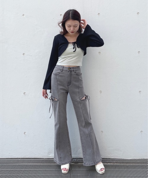 one way(ワンウェイ)の「サイドリボンデニムパンツ(デニムパンツ・レディース・ブラック/ブルー・SMALL/MEDIUM)」の12枚目の写真