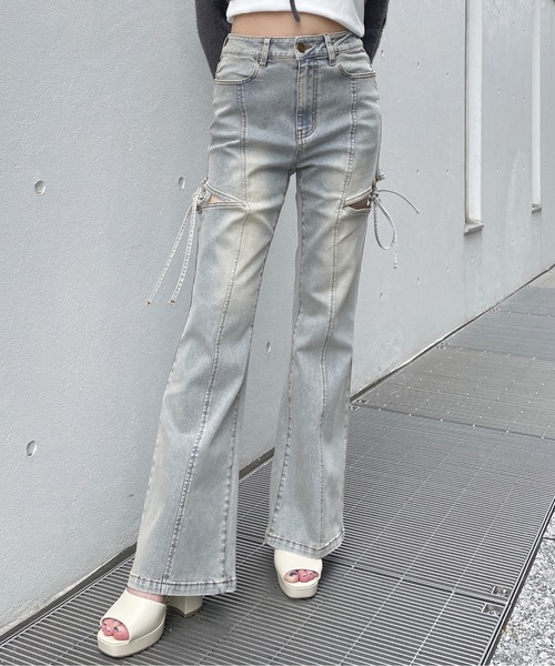 one way(ワンウェイ)の「サイドリボンデニムパンツ(デニムパンツ・レディース・ブラック/ブルー・SMALL/MEDIUM)」の13枚目の写真