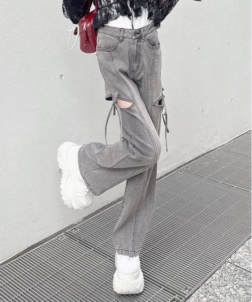 one way(ワンウェイ)の「サイドリボンデニムパンツ(デニムパンツ・レディース・ブラック/ブルー・SMALL/MEDIUM)」の3枚目の写真