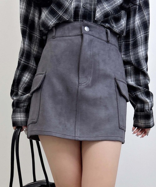 INGNI(イング)の「フェイクスエードカーゴミニスカート(スカート・レディース・アイボリー/チャコールグレー/キャメル・FREE)」の8枚目の写真