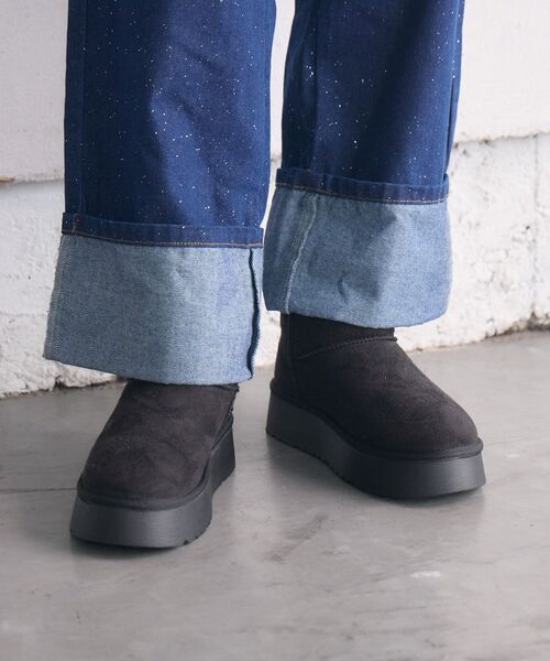 RETRO GIRL（レトロガール）の「ショートムートン（ブーツ・レディース・ブラック/キャメル/ダークグレー・MEDIUM/LARGE）」の14枚目の写真