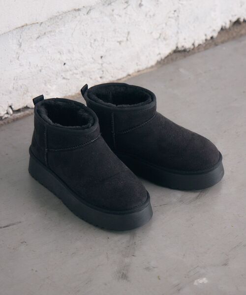 RETRO GIRL（レトロガール）の「ショートムートン（ブーツ・レディース・ブラック/キャメル/ダークグレー・MEDIUM/LARGE）」の17枚目の写真