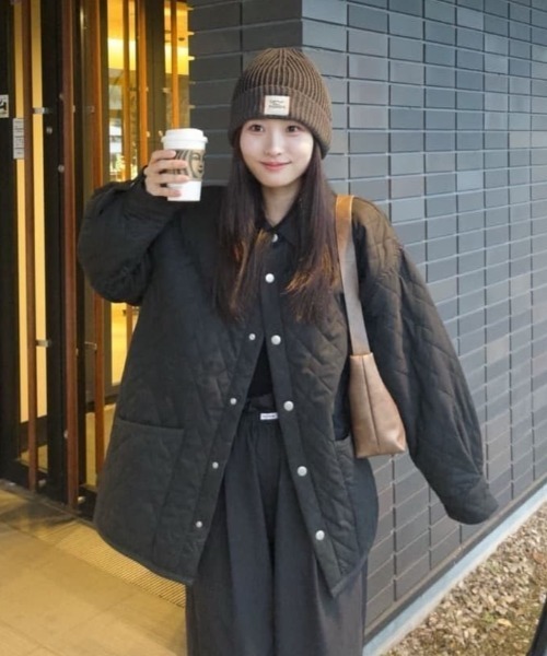 【新品タグ付き】 mystic 襟付きキルティングジャケット mystic（ミスティック） コート アウター 「軽いのに暖かい/2サイズ