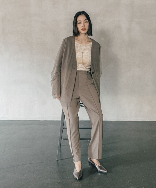 LEPSIM（レプシィム）の「《オフィスライン》TRチュールノーカラージャケット　582131（ノーカラージャケット・レディース・チャコールグレー/ブラウン系その他・FREE）」の9枚目の写真