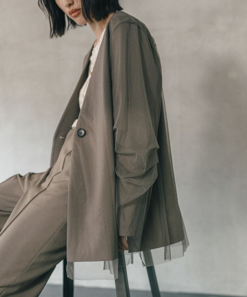 LEPSIM（レプシィム）の「《オフィスライン》TRチュールノーカラージャケット　582131（ノーカラージャケット・レディース・チャコールグレー/ブラウン系その他・FREE）」の16枚目の写真