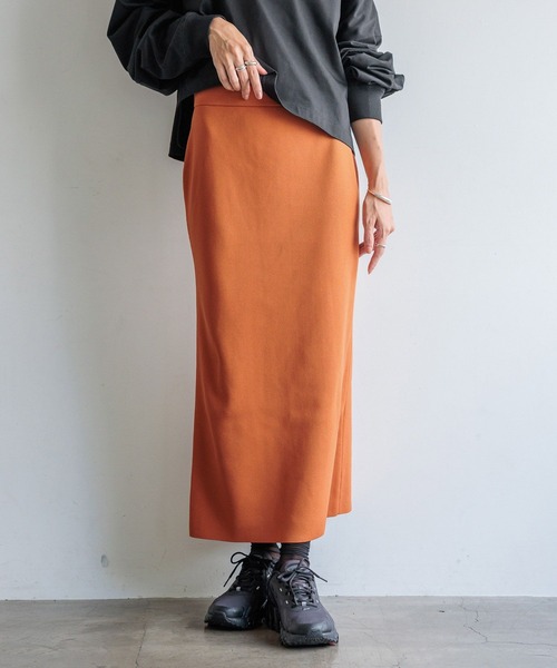 HEREIAM（ヘレイアム）の「【HEREIAM】EASYニットナロースカート（スカート・レディース・バイオレット/オレンジ系/ブラック・SMALL/MEDIUM）」の7枚目の写真