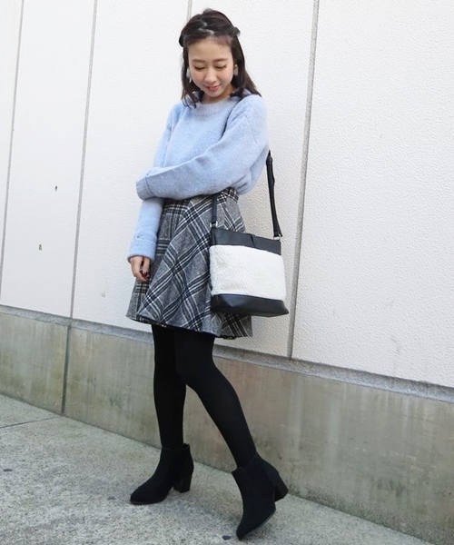 Chico(チコ)の「【who's who Chico】チェックフレアスカート(スカート・レディース・ベージュ/グレー/ホワイト・FREE)」の6枚目の写真