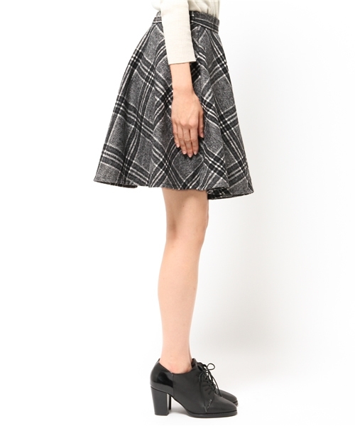 Chico(チコ)の「【who's who Chico】チェックフレアスカート(スカート・レディース・ベージュ/グレー/ホワイト・FREE)」の9枚目の写真