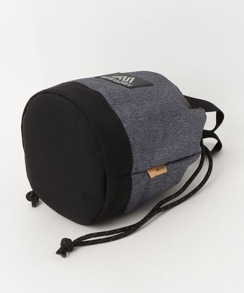 GREGORY（グレゴリー）の「チンチバッグM CINCH BAG M ブラックデニムNeedby（ハンドバッグ・メンズ・ブラック系その他・ONE SIZE）」の3枚目の写真