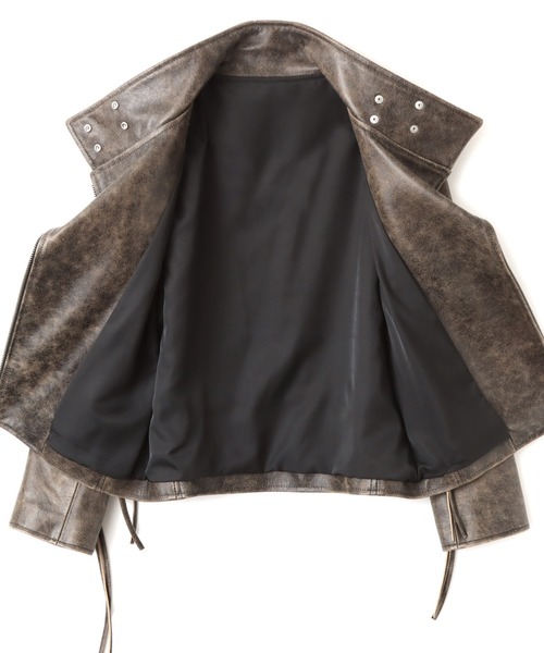 atmos pink(アトモスピンク)の「atmos pink Distressed Leather Jacket / アトモス ピンク ディストレス レザー ジャケット(その他アウター・レディース・ブラウン/ホワイト・FREE)」の7枚目の写真
