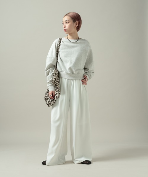 PAGEBOY（ページボーイ）の「【mei企画/PAGEBOY】バックロゴシシュウスウェット（スウェット・レディース・ブラック/ブラウン/グレー・SMALL/MEDIUM）」の6枚目の写真