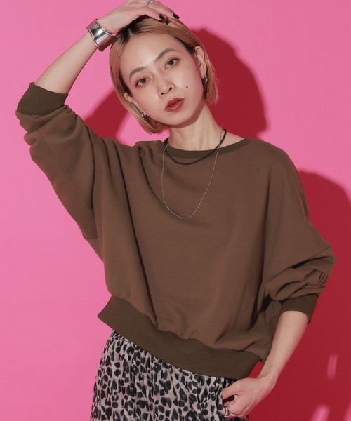 PAGEBOY（ページボーイ）の「【mei企画/PAGEBOY】バックロゴシシュウスウェット（スウェット・レディース・ブラック/ブラウン/グレー・SMALL/MEDIUM）」の20枚目の写真