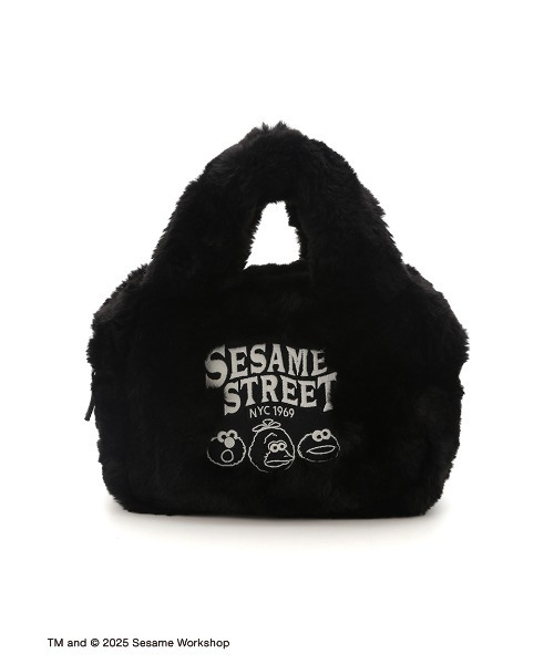 SESAME STREET（セサミストリート）の「【BOO! FRIENDS】スクエアファーバッグ（ショルダーバッグ・レディース・ブラック・F）」の8枚目の写真
