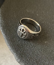 SPINNS（スピンズ）の「メタルシルバーリング/クロス/十字架（リング）」