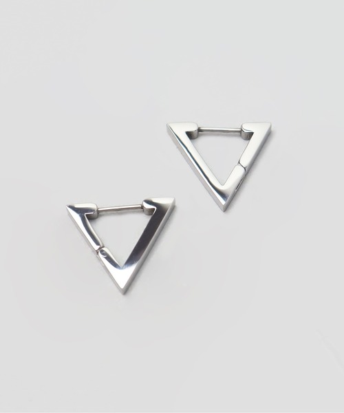ieLS（イエルズ）の「金属アレルギー対応「ieLS」ステンレス　トライアングルフープピアス（ピアス（両耳用）・メンズ・ブラック/シルバー/ゴールド・ONE SIZE）」の6枚目の写真