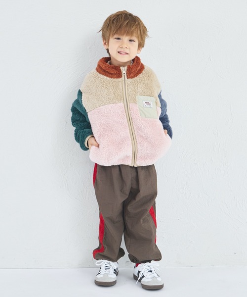 pairmanon（ペアマノン）の「【ましゅまろボア】洗える/軽い/ふんわり ユニセックス 配色ボアフリースブルゾン（ブルゾン・キッズ・ベージュ系その他/ブルー系その他/その他/ピンク系その他・100/110/120/130/140/150/90）」の19枚目の写真