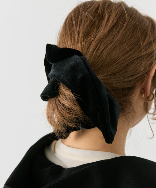 PUAL CE CIN（ピュアルセシン）の「【＠noricorico102企画】ベロアシュシュ（シュシュ・レディース・ブラック/ベージュ系・FREE）」の7枚目の写真