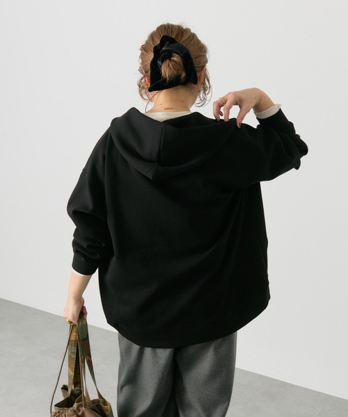 PUAL CE CIN（ピュアルセシン）の「【＠noricorico102企画】ベロアシュシュ（シュシュ・レディース・ブラック/ベージュ系・FREE）」の5枚目の写真