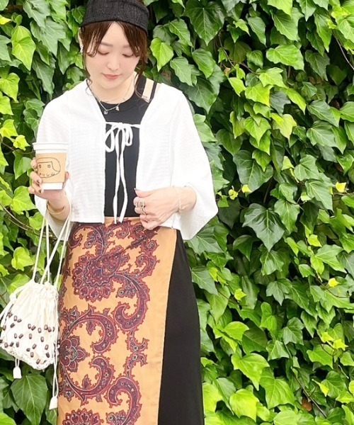 Belle Cie(ベルシー)の「ゆるかわリボン結びショート丈ボレロカーディガン(カーディガン/ボレロ・レディース・ブラック/グレー/ホワイト・FREE)」の10枚目の写真