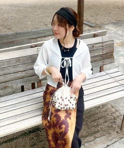 Belle Cie(ベルシー)の「ゆるかわリボン結びショート丈ボレロカーディガン(カーディガン/ボレロ・レディース・ブラック/グレー/ホワイト・FREE)」の12枚目の写真