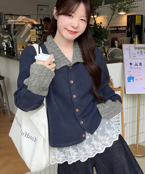 Girly Doll(ガーリードール)の「配色ポロカラーニットカーディガン(カーディガン/ボレロ・レディース・ネイビー/ブルー・FREE)」の2枚目の写真