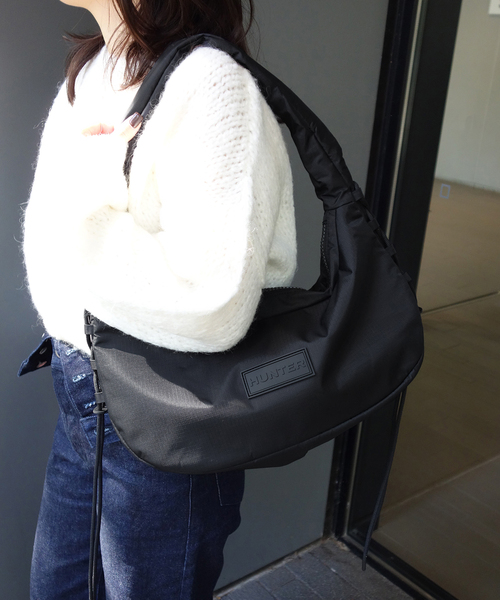 HUNTER(ハンター)の「HUNTER/ハンター TRALEL HOBO SLING UBS3932 NRS-BLK(ショルダーバッグ・レディース・ブラック・FREE)」の3枚目の写真