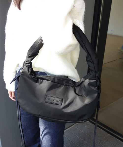 HUNTER(ハンター)の「HUNTER/ハンター TRALEL HOBO SLING UBS3932 NRS-BLK(ショルダーバッグ・レディース・ブラック・FREE)」の4枚目の写真