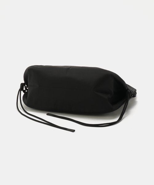 HUNTER(ハンター)の「HUNTER/ハンター TRALEL HOBO SLING UBS3932 NRS-BLK(ショルダーバッグ・レディース・ブラック・FREE)」の8枚目の写真