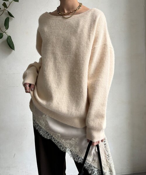 DouDou（ドゥドゥ）の「ファーウールボートネックプルオーバー（ニット/セーター・レディース・レッド/オフホワイト/ブラウン/ネイビー/グレー・FREE）」の11枚目の写真