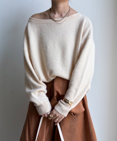 DouDou（ドゥドゥ）の「ファーウールボートネックプルオーバー（ニット/セーター・レディース・レッド/オフホワイト/ブラウン/ネイビー/グレー・FREE）」の20枚目の写真