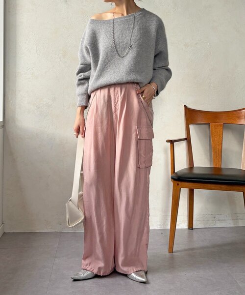 DouDou（ドゥドゥ）の「ファーウールボートネックプルオーバー（ニット/セーター・レディース・レッド/オフホワイト/ブラウン/ネイビー/グレー・FREE）」の22枚目の写真